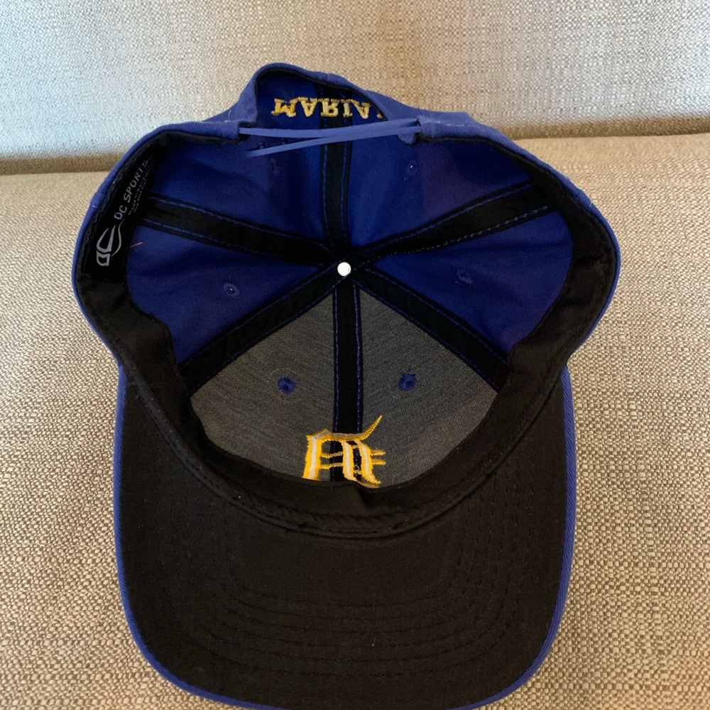 Detroit Tigers Baseball Hat - Picture 2 of 6